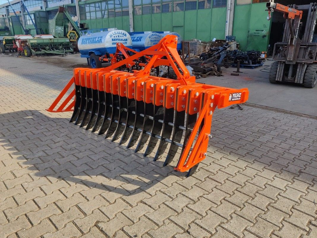 Taş Toplama Makinesi